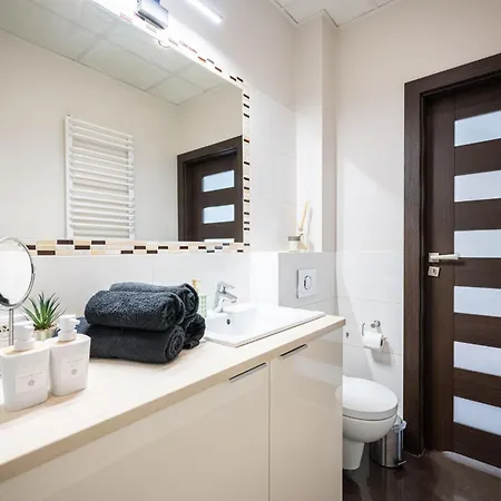 One Number 11 - W Samym Centrum! Breslau